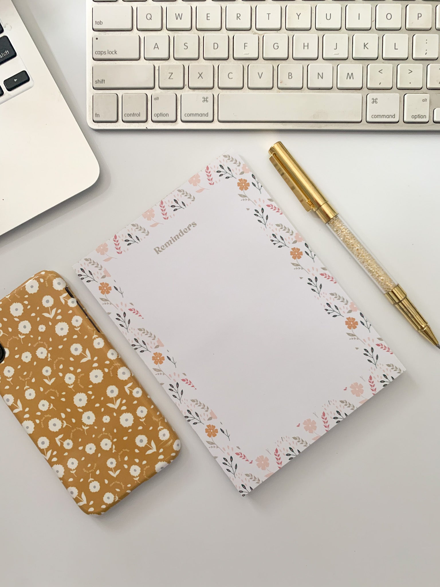 pretty floral notepad with floral border and reminders heading